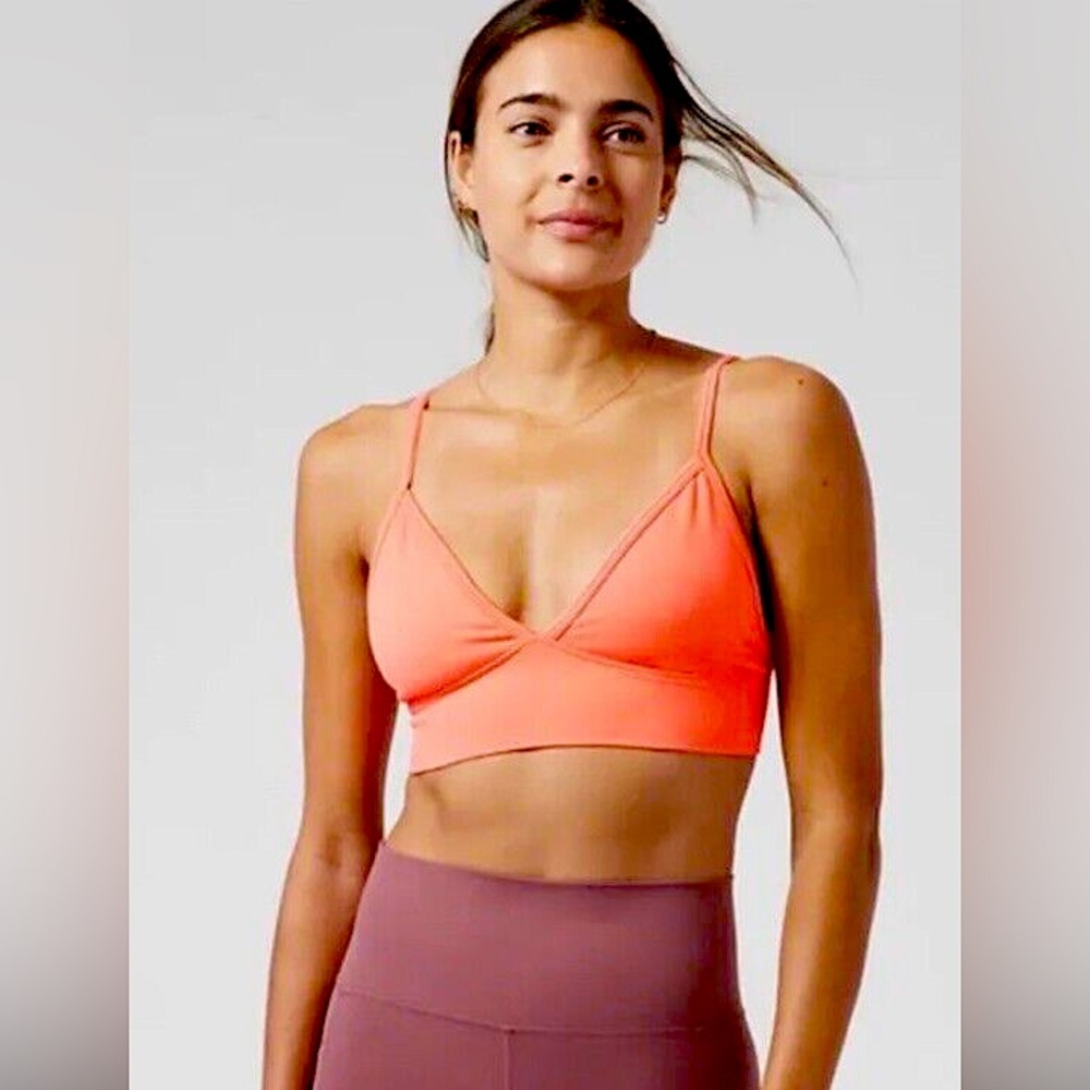 FLASH SALE 🎁 NWOT Athleta Aurora Triangle Bra